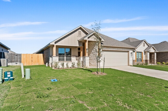 Building Photo - 7310 Caladium Dr