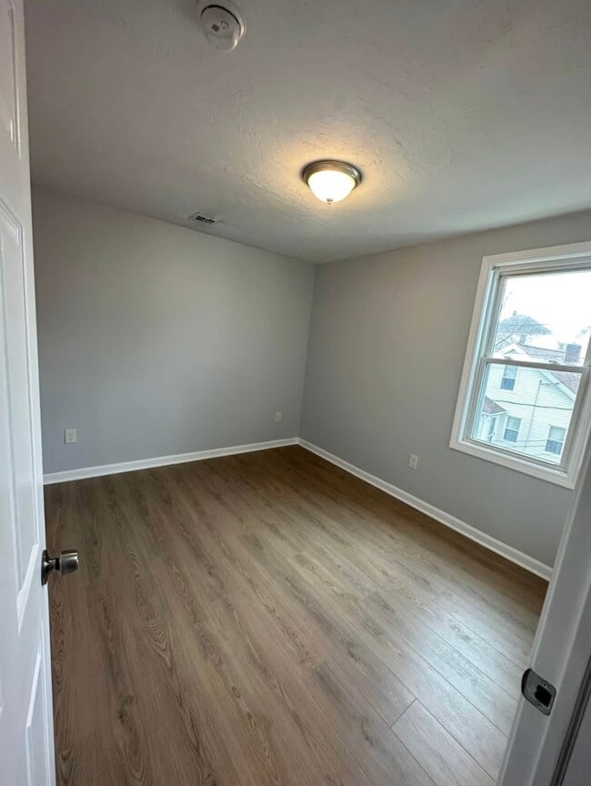 Bedroom - 28 Lexington St Unit 2