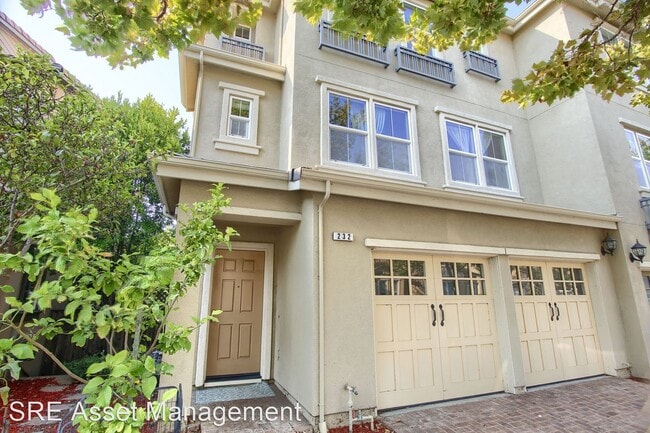 4 br, 4 bath House - 232 Meadow Pine Pl - 4 br, 4 bath House - 232 Meadow Pine Pl