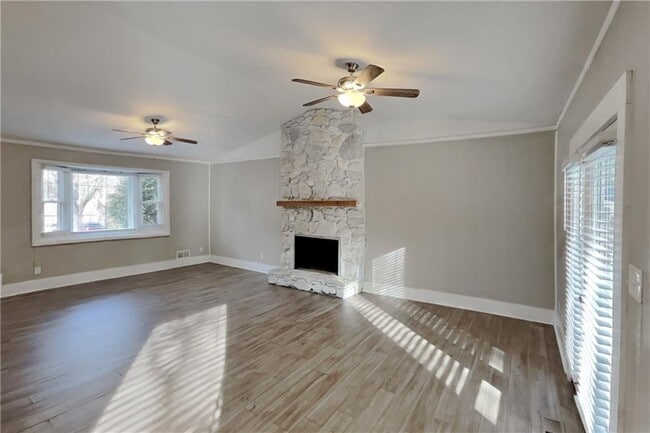 Photo - 3070 Karen Ln