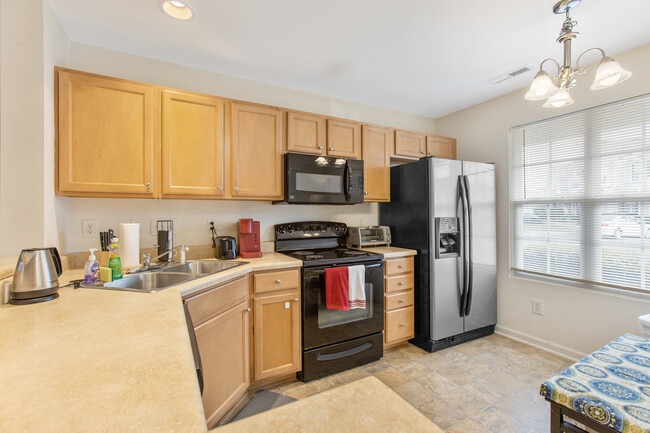 Photo - 7915 Averette Hill Dr