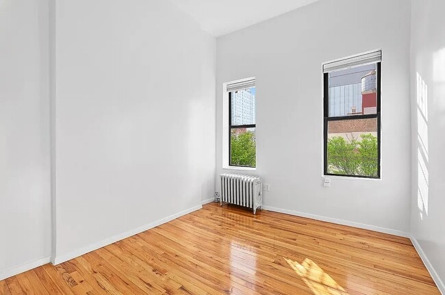 122 Norfolk St Unit 16