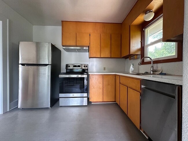 Photo - 7333 N Fenwick Ave