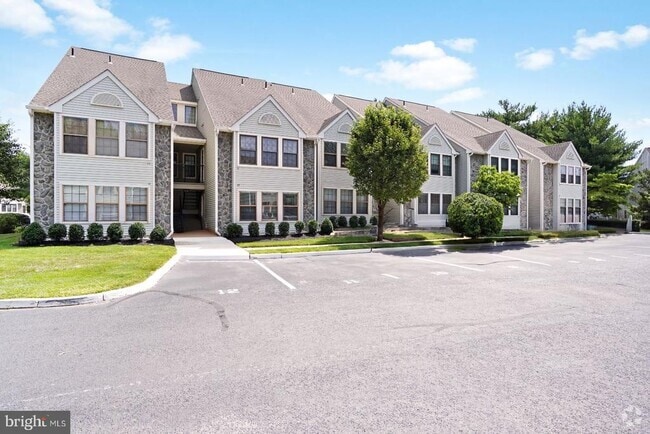 Building Photo - 69 Bridgewater Dr Rental