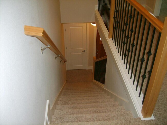 Photo - 211 Silver St