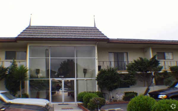 Photo - Monte Carlo Apartments