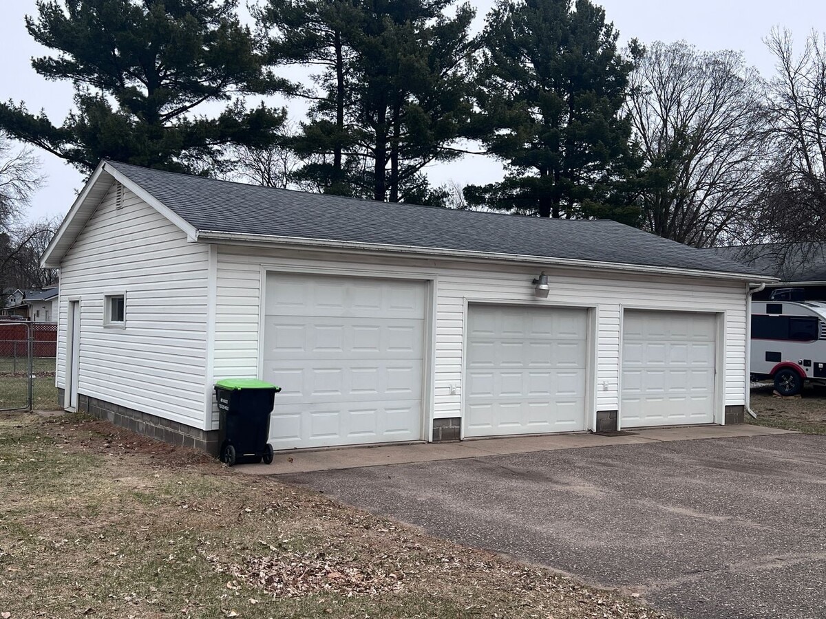 Photo - 2 Bedroom 1 Bathroom Townhouse