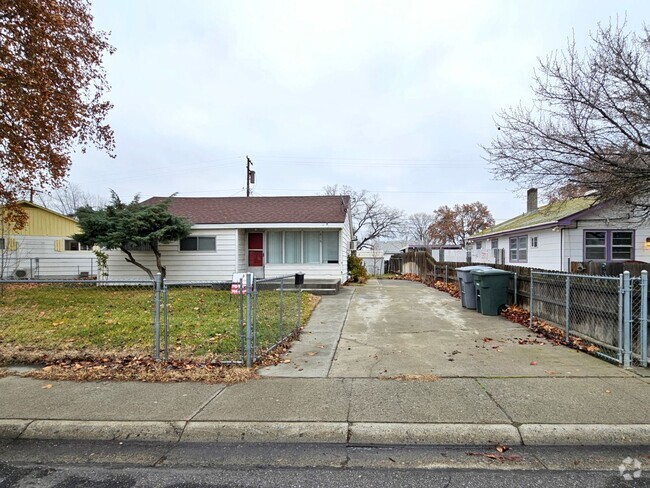 Building Photo - Cozy 3-Bedroom in Central Richland Rental