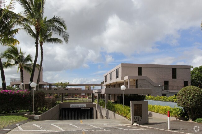 Primary Photo - Dowsett Point