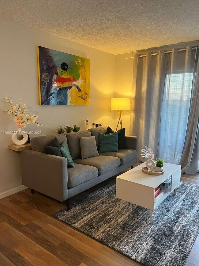 Building Photo - 1701 Washington St Unit 502