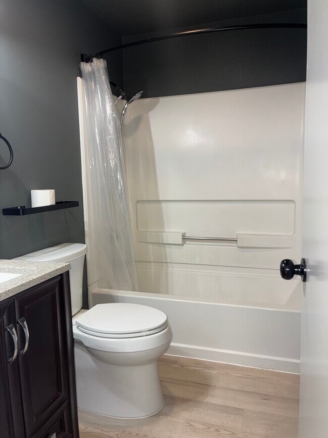 Photo - 2302 N Ash St