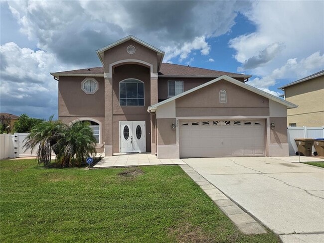 Photo - 330 Aldershot Ct
