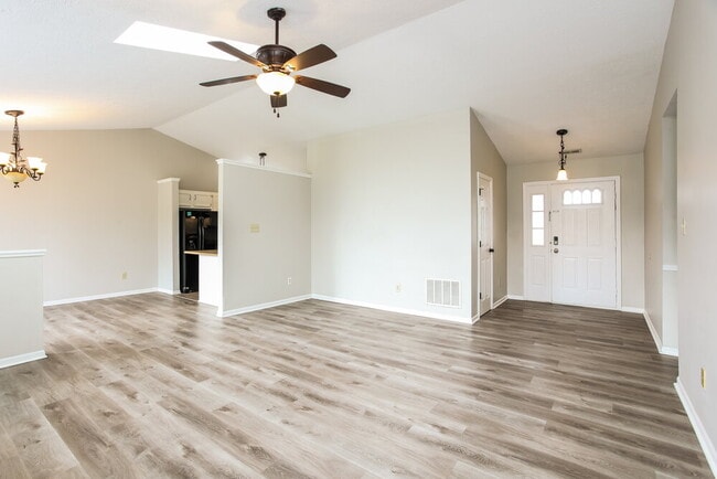 Photo - 8165 Shortleaf Ct