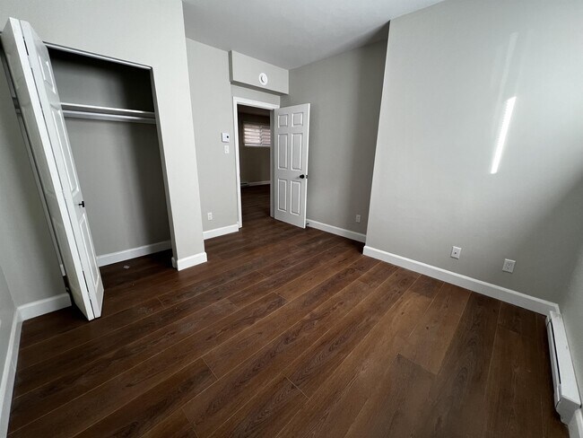 Photo - 142 Almac Unit c