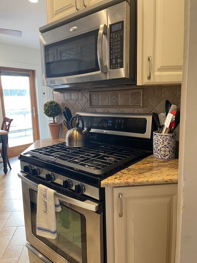 Photo - 119 M St Unit 2