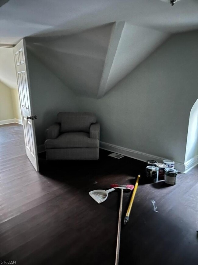 Photo - 49 Orchard St