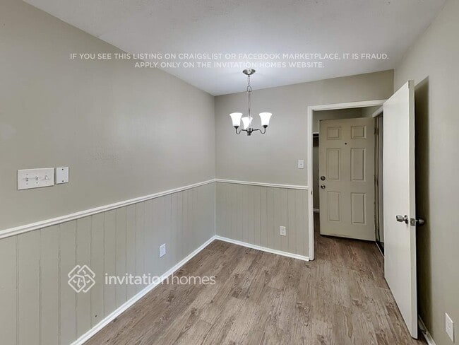 Photo - 1514 Coffeyville Trail