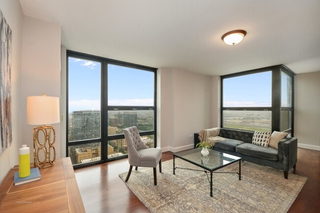 Building Photo - 1160 S Michigan Ave Unit 3103