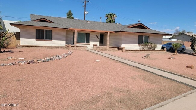 Building Photo - 1648 E Laguna Dr Rental