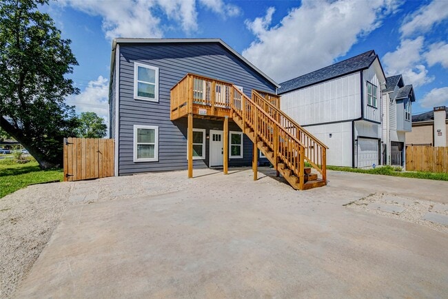 Building Photo - 4014 Dreyfus St Rental