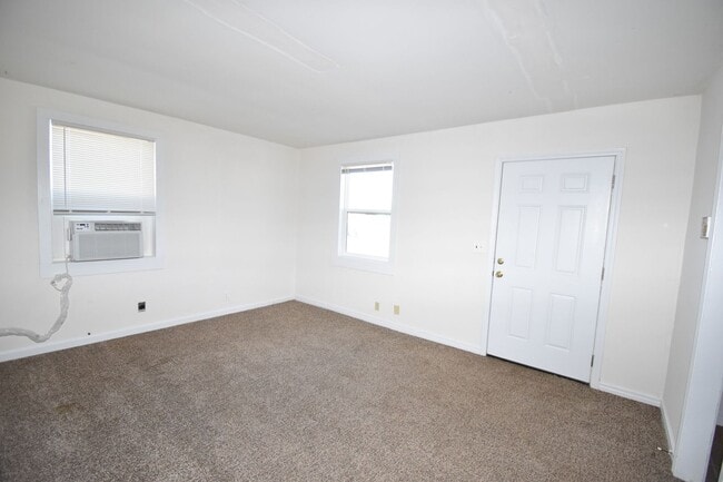 Photo - 1224 Greenfield Dr