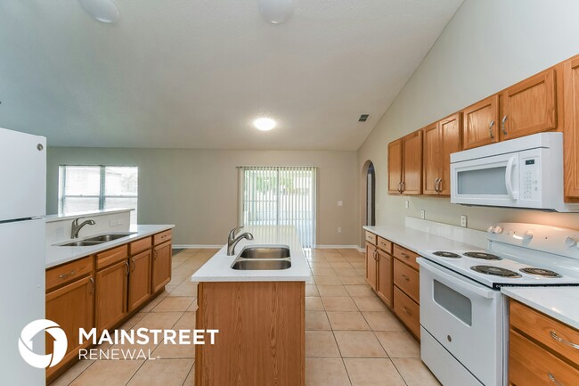Photo - 7218 Oxfordshire Ave