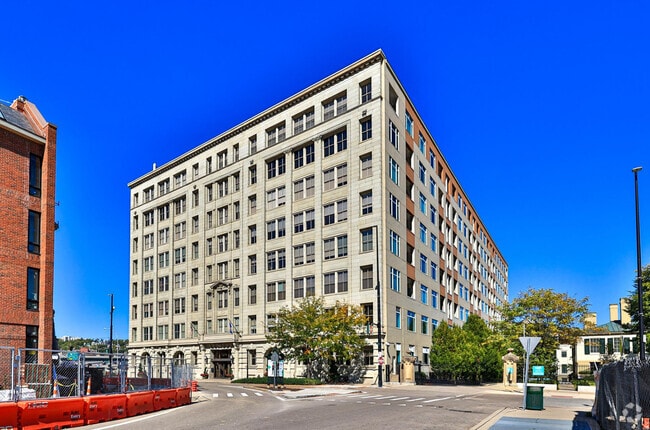 Building Photo - 400 Pike St Unit 518 Rental