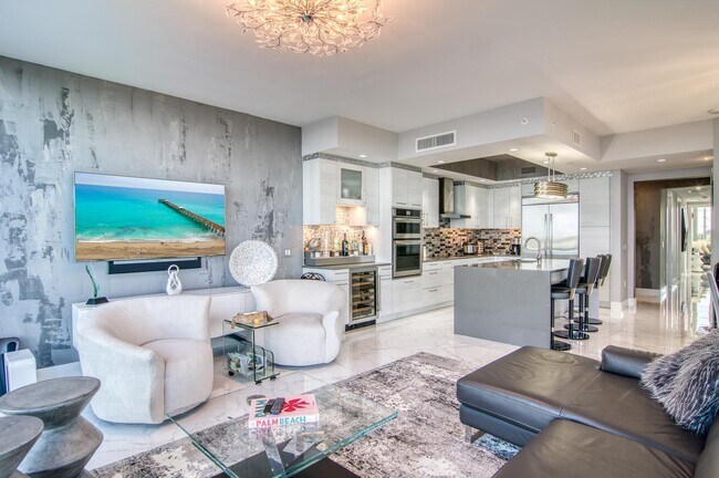 Photo - 1 Water Clb Wy Unidad 601