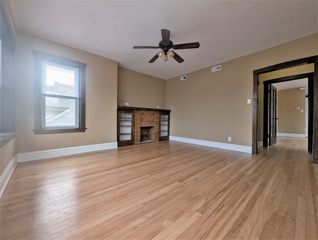 Photo - 3114 N Kilpatrick Ave Unit 2