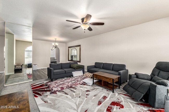 Photo - 2502 E Malibu Dr