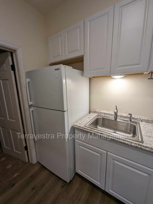 Photo - 6 S Main St Unit B
