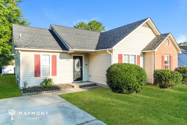 Photo - 1223 Lykes Ln
