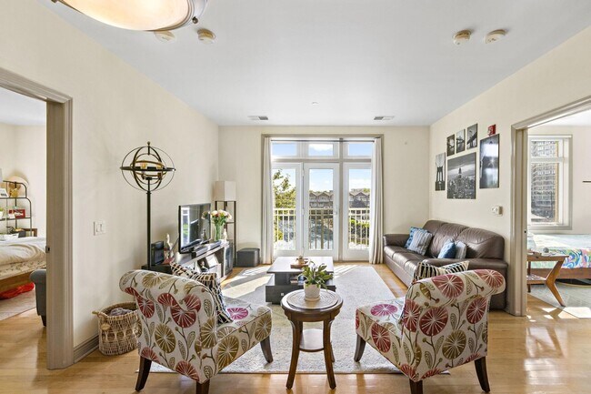 7400 River Rd Unit 307
