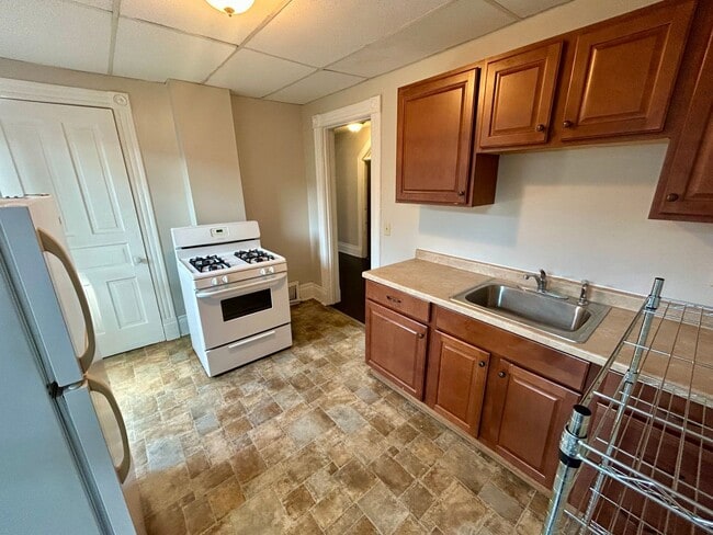 Building Photo - 711-713 Myrtle St Unit 713 #2