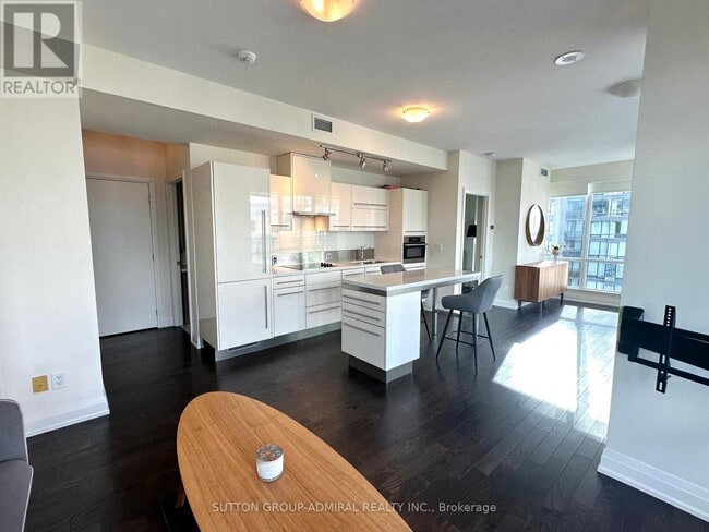 Photo - 80 John St Unit 3708