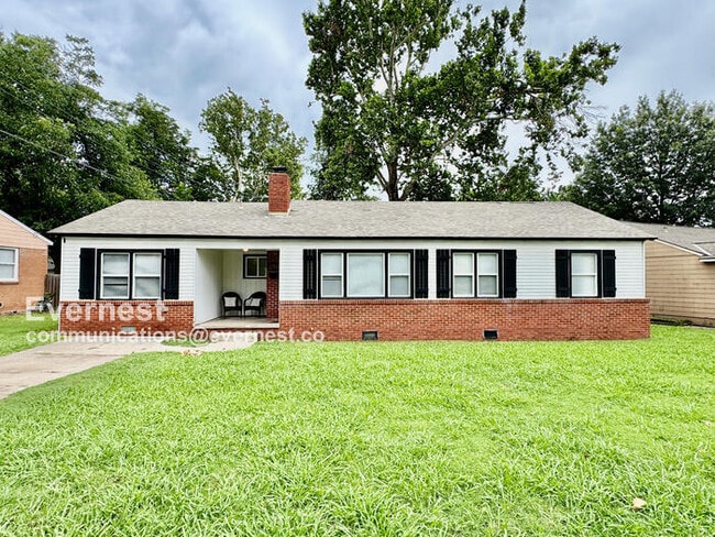 Building Photo - 2541 S Pittsburg Ave Rental
