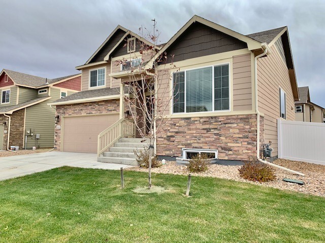 Building Photo - Spacious 3 Bedroom Home in Heron Pointe Subdivision in South Loveland/Berthoud!