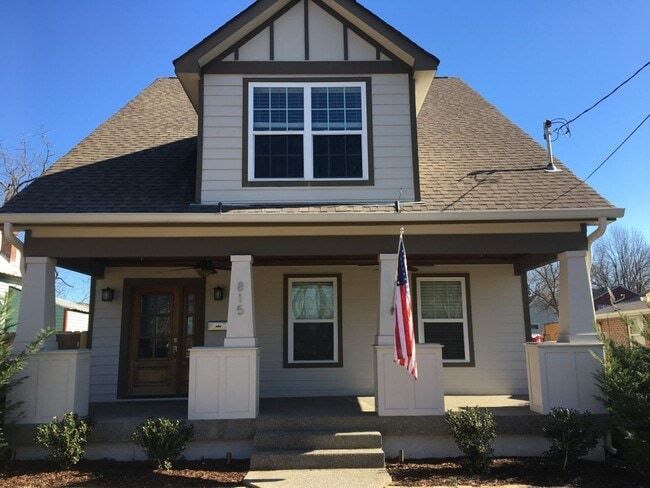 Building Photo - East Nashville Beauty