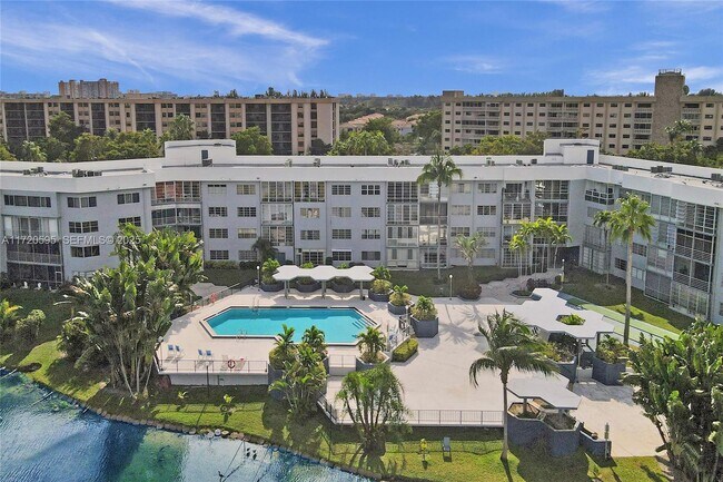 Photo - 877 NE 195th St Unit 222