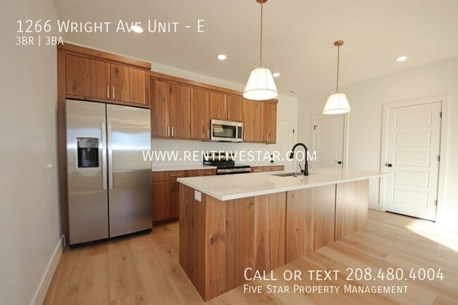 Photo - 1266 Wright Ave Unit E