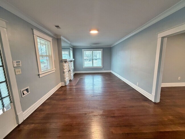 Photo - Recently Renovated Brick Home Minutes Away from Crosstown, Midtown, Rhodes & More!