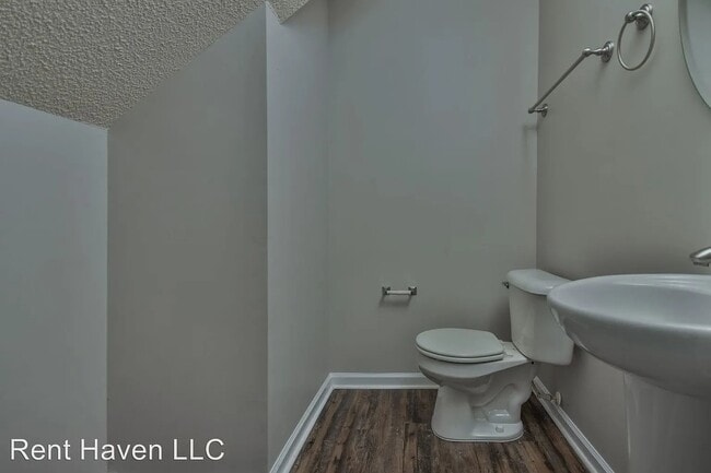 Photo - 136 Bay Front Dr