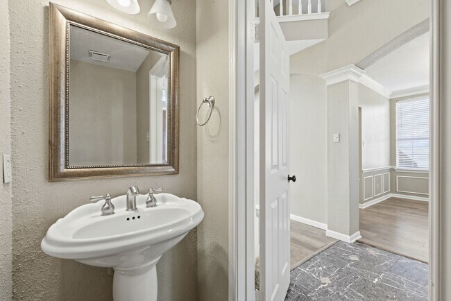 Photo - 6734 Flowermound Dr