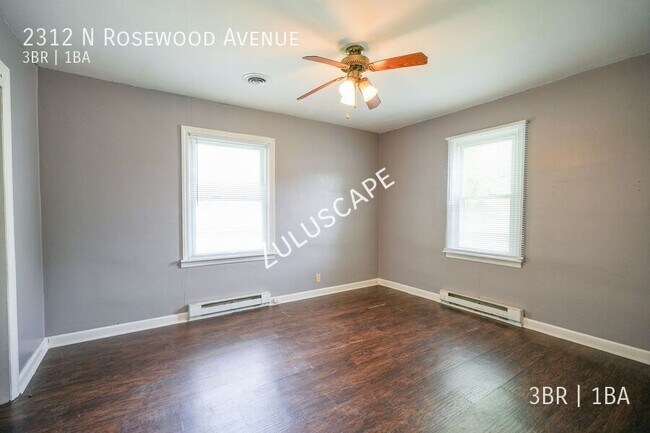Photo - 2312 N Rosewood Ave