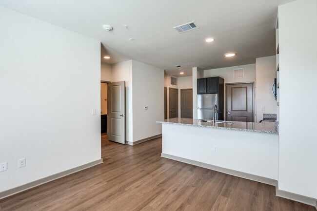 Photo - Parmore Plano