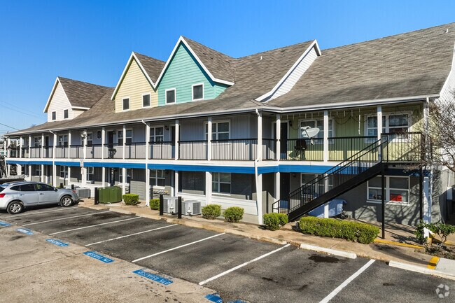 Alternate - Stonehaven at the Galleria