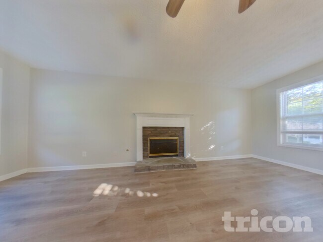 Photo - 224 Stone Creek Dr