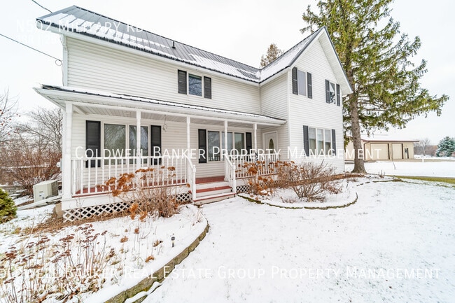 Photo - N502 Military Rd