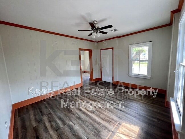 Photo - 510 Lamar St