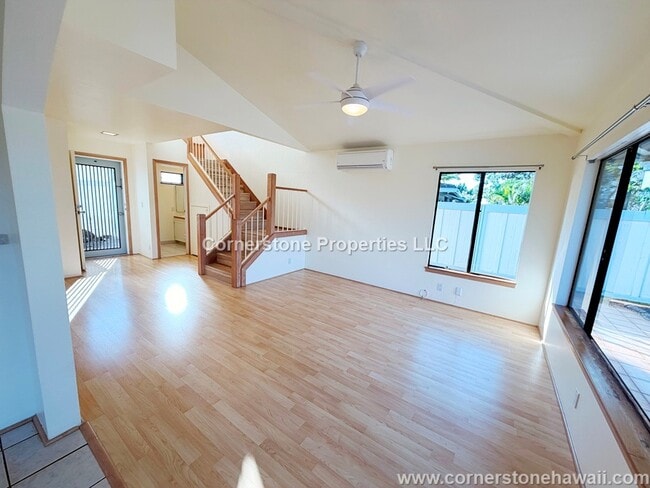 Photo - 95-235-235 Waioleka St